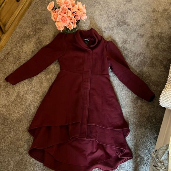 Hot Topic Jackets & Blazers - 💀Hot topic long flare wine 🍷 red jacket